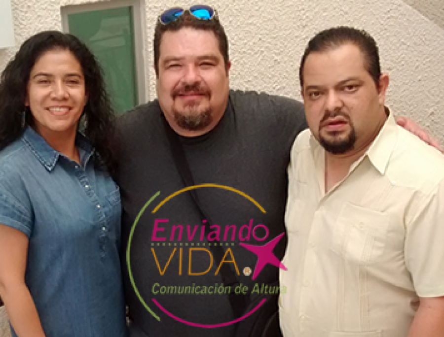 Enviando Vida y Ernesto Ramírez